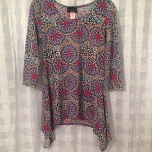 EUC Discreet Boho top